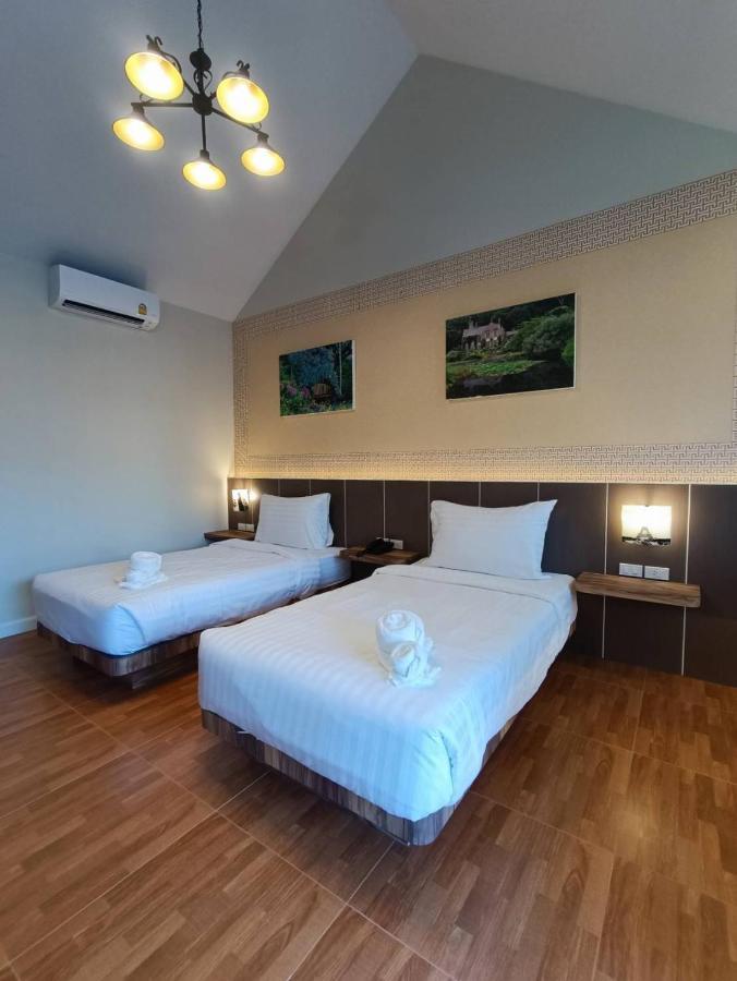 English Resotel : อิงลิช รีโซเทล Nakhon Si Thammarat Extérieur photo