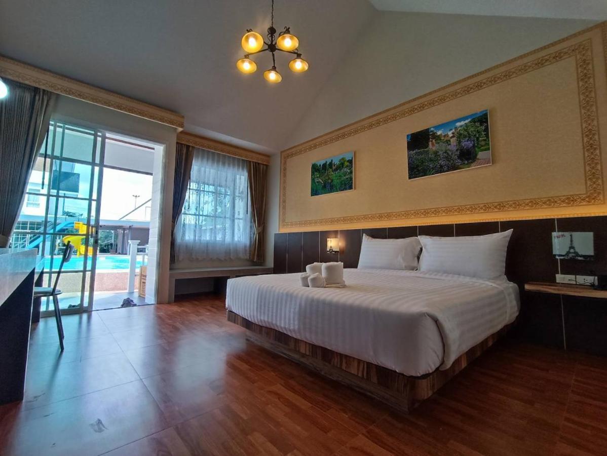 English Resotel : อิงลิช รีโซเทล Nakhon Si Thammarat Extérieur photo